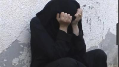 مطلقة( 25) عاما في العاصمة صنعاء تزوجت وعمرها (23) عاما لكنها طلقت بعد عام فقط، - يمنيات في السجون ومطلقات فقدن شرفهن على يد أطبائهن وخياطي ملابسهن 
