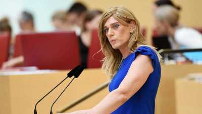  - امرأة متحولة جنسيا تدخل برلمان ألمانيا   لأول مرة في العالم